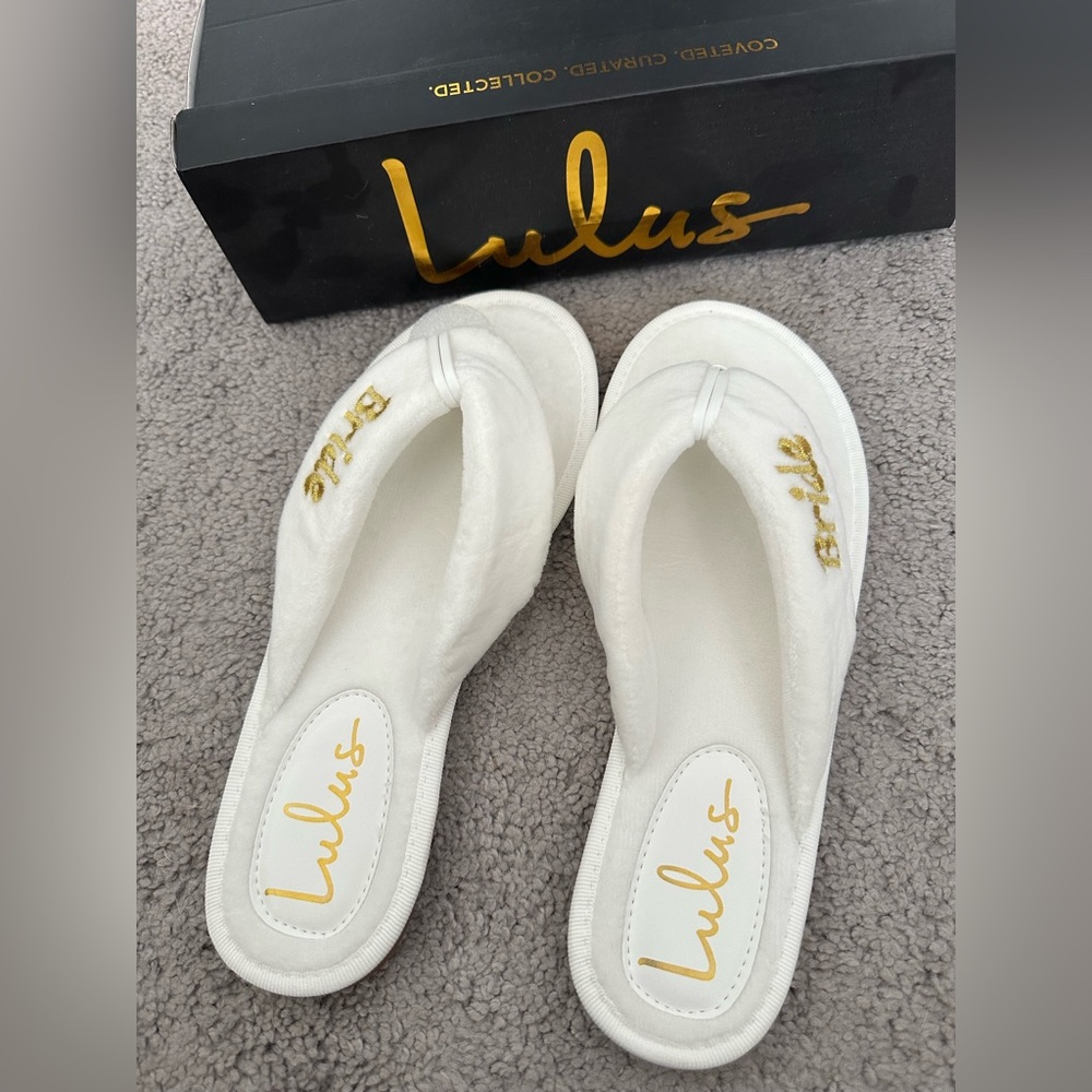 NWT Lulu’s Bride Slippers Size 9